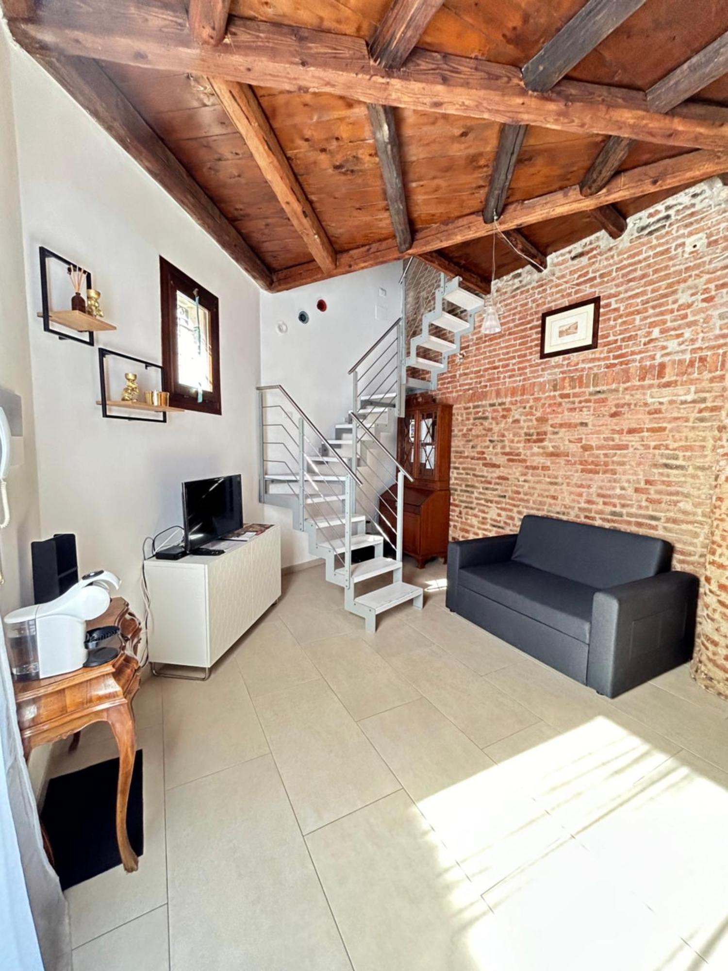 Chiesetta Abside Ex Seminario -Apartment Rovigo Buitenkant foto
