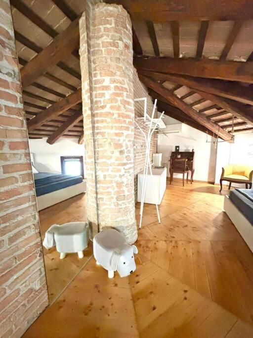 Chiesetta Abside Ex Seminario -Apartment Rovigo Buitenkant foto